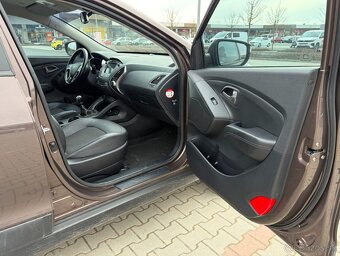 Hyundai IX35 2.0 CRDi 100kw 4x4 ČR DPH - 13