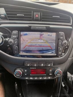 Kia ceed sw - 13