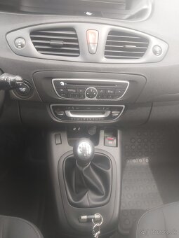 Renault Grand Scénic 1.6 16V Expression - 13