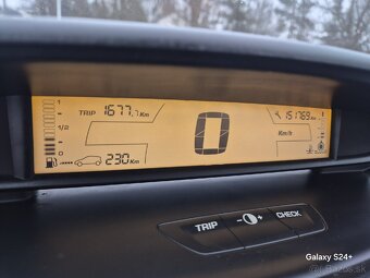 Citroen C4 1.6 16V 2007 - 13