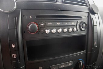 Peugeot Expert 2.0 94kW MT6 - 13