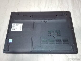 Fujitsu. i3-6006U.15,6“FHD. 1 000 GB. 12 GB DDR4. - 13