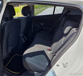 Renault Megane 1.6 16V 74KW-101PS R.V.11/2009 - 13