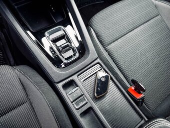 ŠKODA OCTAVIA IV 2.0 TDI SCR Ambition DSG - 13