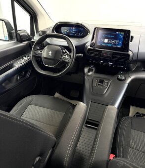 Peugeot RIFTER LONG ALLURE PACK Electric 136k 50kWh - 13