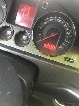 Passat b6 2.0tdi 125kw manuál - 13