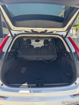 Volvo XC90 2.0 235 kW •Benzín• Automat - 13