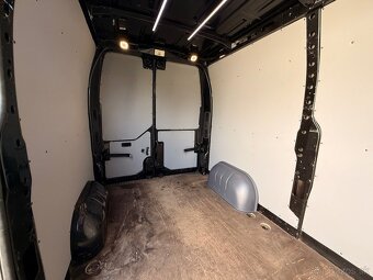 RENAULT MASTER 2.3 DCI - 13