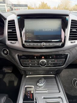 Ssangyong Rexton Premium - 13