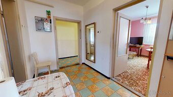 PREDAJ – STARŠÍ TEHLOVÝ RODINNÝ DOM V HRNČIAROVCIACH NAD PAR - 13
