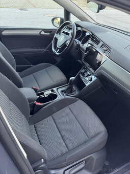 Volkswagen Touran 2.0 TDI DSG 150k Comfortline, 2022 - 13