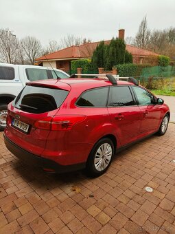 Ford Focus kombi 1.6 - 13