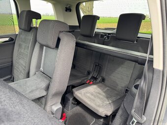 Volkswagen Touran model 2019 7 miestny - 13