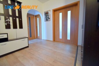 Na predaj priestranný 3-izbový byt s garážou v Turanoch - 13