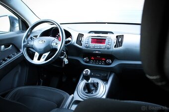 Kia Sportage 1.7 CRDi VGT 2WD Panoramatická strecha, Tažné - 13