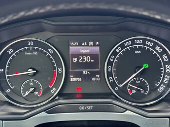 Škoda Superb 2.0 tdi DSG - 13
