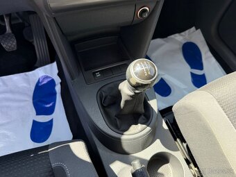 ►VW TOURAN 1,6 MPI FREESTYLE - 75 kW, NAVI, PARK. SENZORY◄ - 13