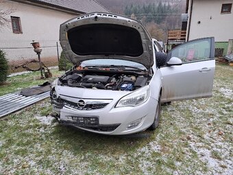 Predam Opel Astra J - 13