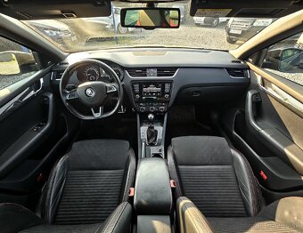 Škoda Octavia Combi 2.0 TDI DPF RS DSG - 13