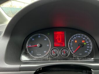 VW TOURAN FACELIFT 1.9TDi 77kW Bez DPF - 13