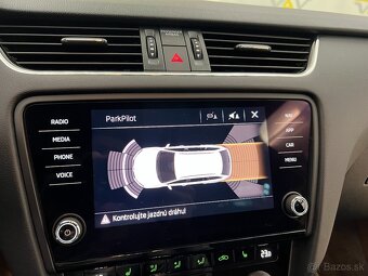 Škoda Octavia Combi 2.0 TDI Style DSG - 13