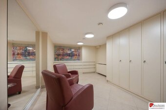 REB.sk Predaj 6 izbový dom,192 m2 ,pozemok 221 m2, pri Polus - 13