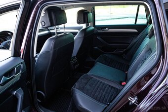 Volkswagen Passat Variant 2.0 BiTDI 240k Highline 4x4 R-Line - 13