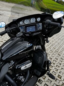 Harley Davidson/ Electra Glide Ultra Limited 114 FLHTK - 13