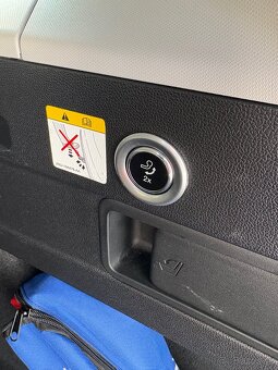 Ford focus combi vignale 2,0 A/T, 110kw, 2019 - 13