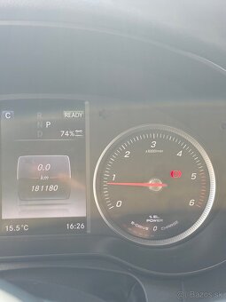 Mercedes Benz c 300 hybrid - 13