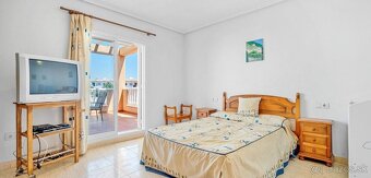 Španělsko – Orihuela Costa, Playa Flamenca Dům 4+1 s terasou - 13