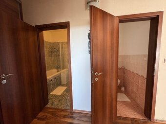 2izbovy, vlastne parkovanie, Vrakuna - 13