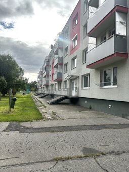 Moderný,prerobený , zariadený 2-izb.byt ihneď voľný - 13