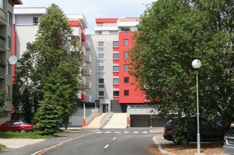 2-izbový, zariadený byt s balkónom v Panoráme - 13