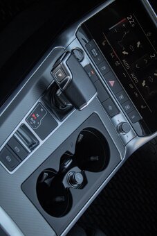 AUDI A6 avant 2.0 TDI quattro - 13