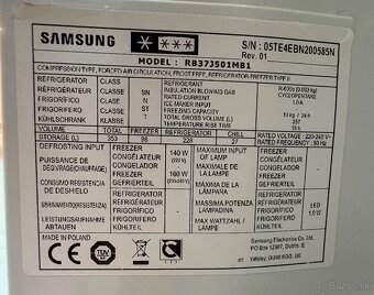 Chladnička Samsung čierna 353l - 13
