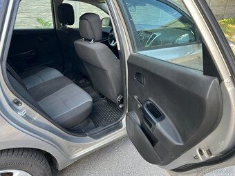 Kia Ceed 1.4 66kw ČR klima serviska - 13