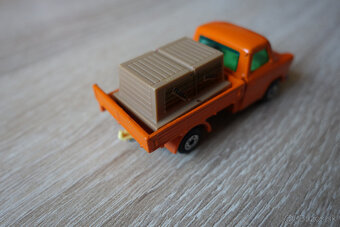 Matchbox Superfast No. 66 Ford Transit Pickup - 13