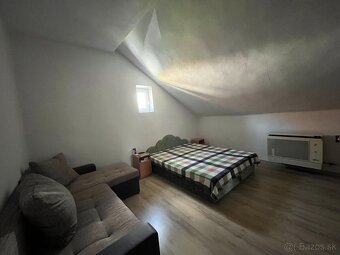 Szögliget - 7 izbový dvojgeneračný poschodový rodinný dom - 13