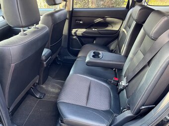 Mitsubishi Outlander 2.2 DI-D Intense+ A/T - 13