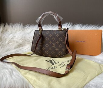 Louis Vuitton Tilsitt Monogram kabelka - 13