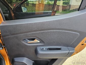 Predáme veĺmi zachovalú Dacia Sandero Stepway - 13