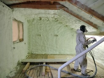 Striekaná izolácia, Zateplenie pur penou - 13