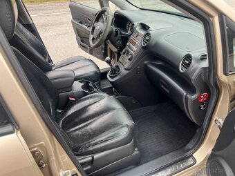 Predám KIA Carens III 2.0 CRDi - 7.miestne + 17" ALU sada - 13