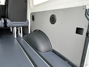 MAN TGE 3.180 4X4 2,0TDi Automat 9-miestny - 13