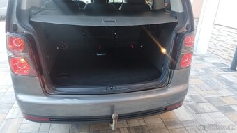 Volkswagen Touran 1 9TDI - 13