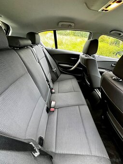 Predám BMW 1 e87 2.0i 90kw 2010 FL - 13