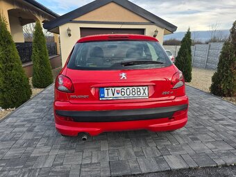 Predám Peugeot 206+    1.4 benzín r.v.2009 - 13