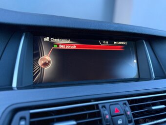 BMW F10 535d xDrive Luxury 2015 - 13