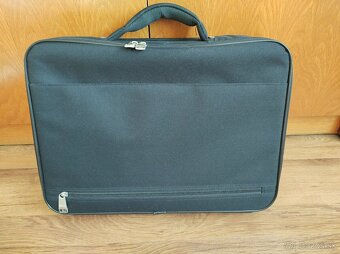 {22}  Tašky na notebook - 13